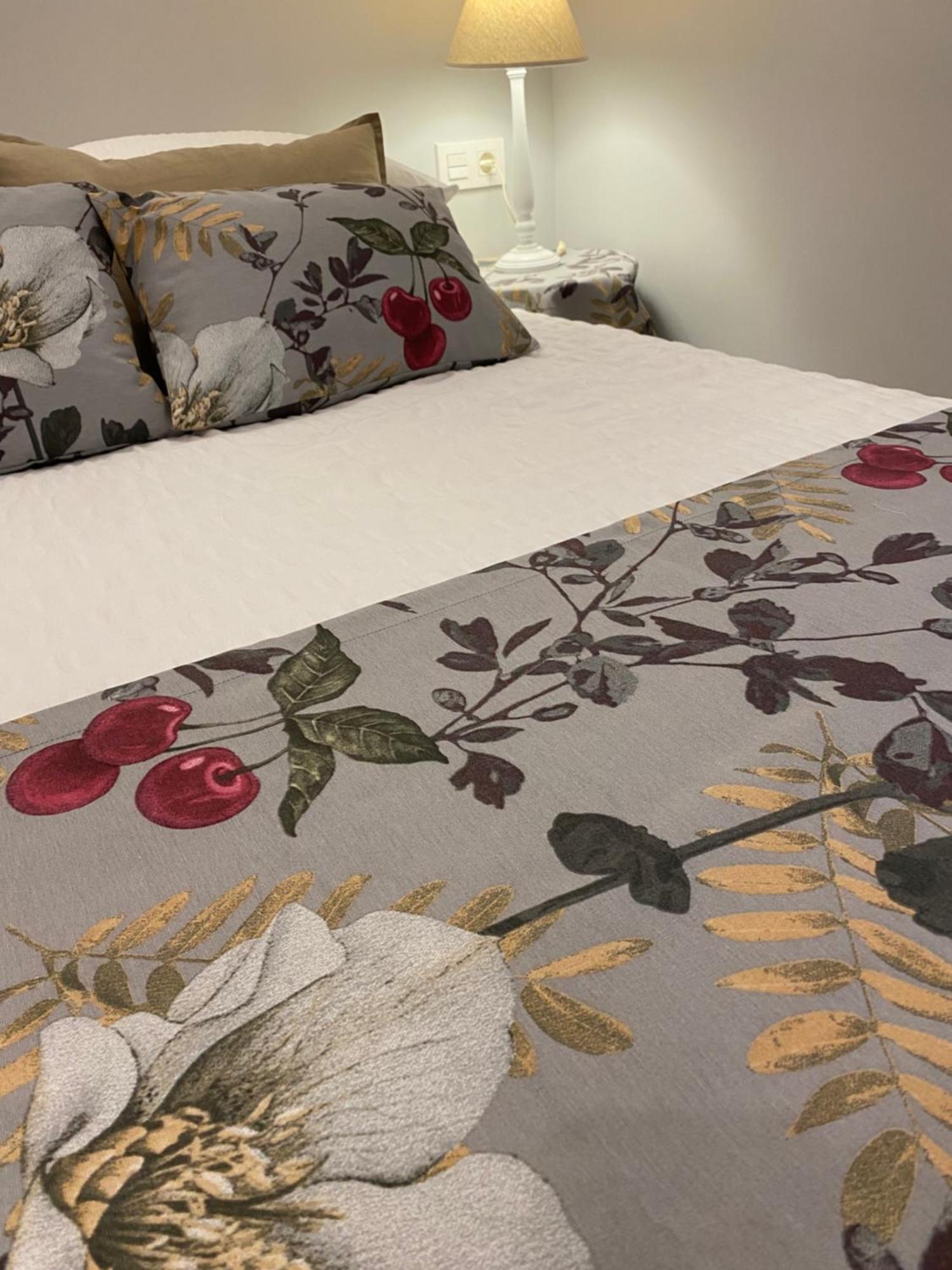 Precioso Y Centrico Apartamento Zaragoza Bagian luar foto